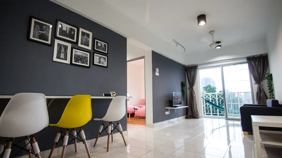 Living and dining area